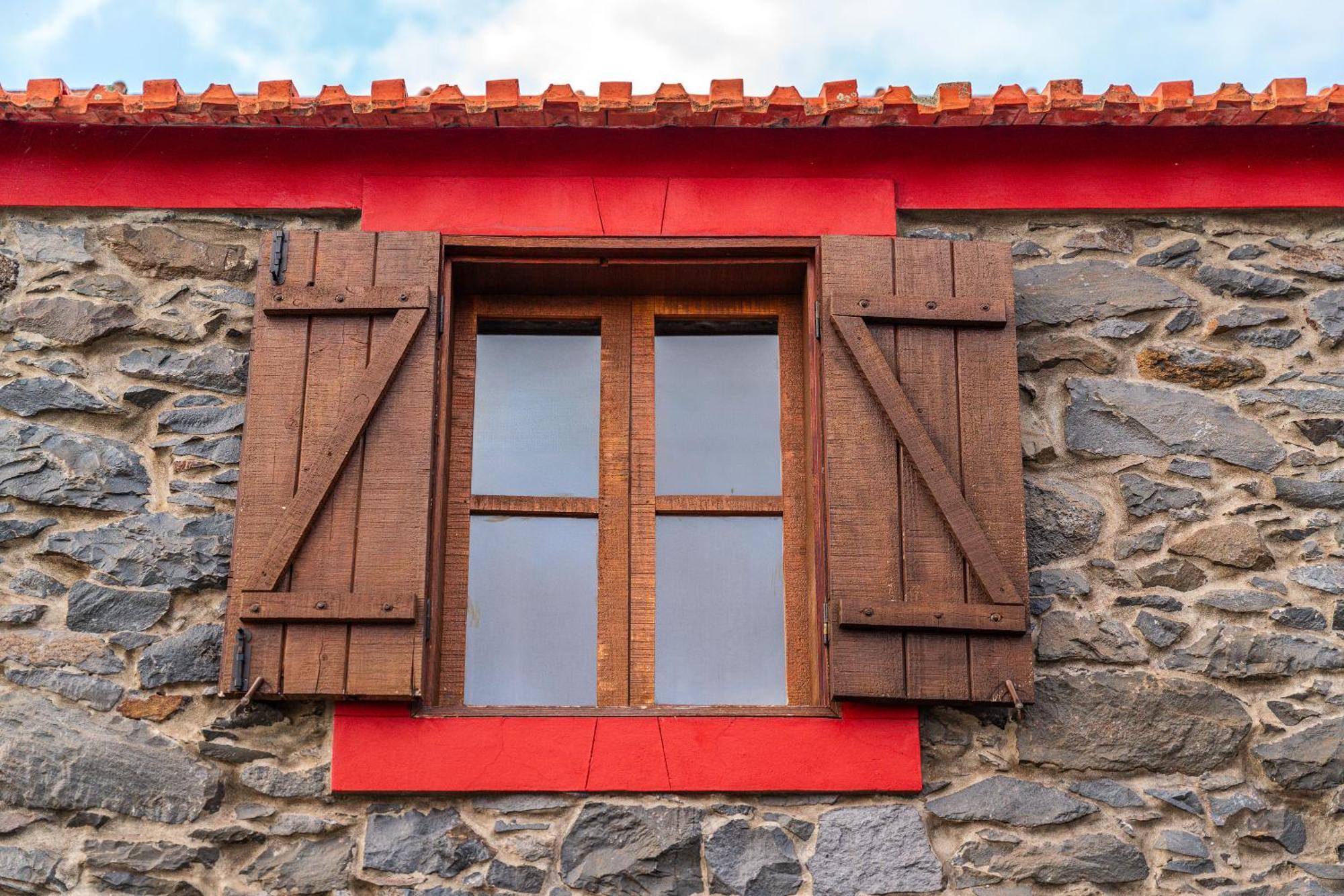 King'S House - Centennial House Ribeira do Raposo Buitenkant foto